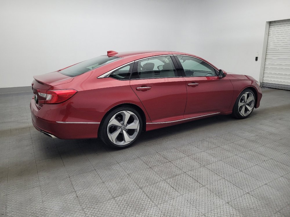 Used 2018 Honda Accord Touring image 10