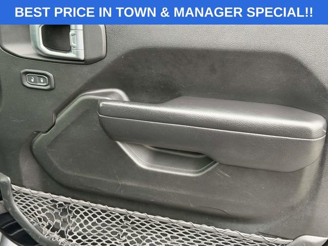 Used 2023 Jeep Gladiator Sport image 8