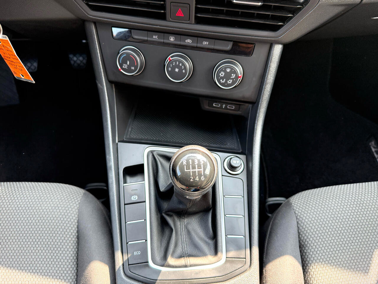 Used 2020 Volkswagen Jetta S image 4