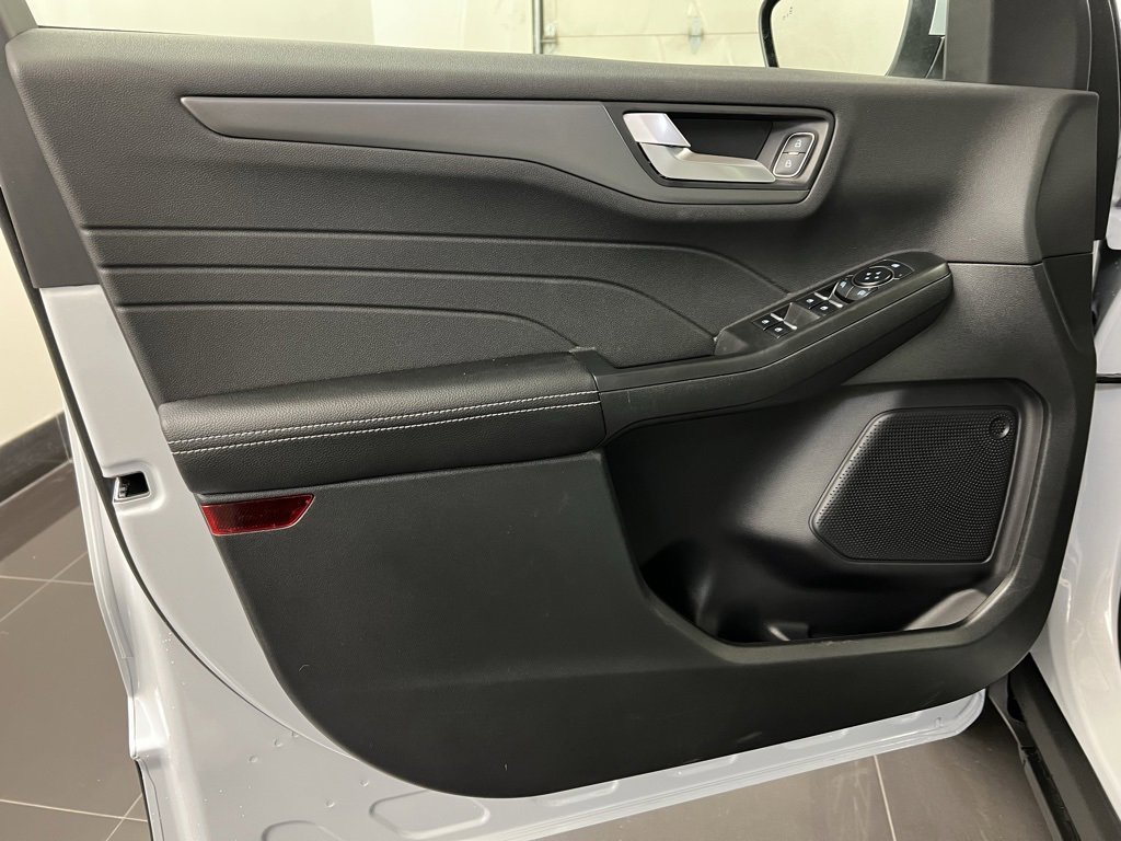 New 2026 Ford Escape SE image 26