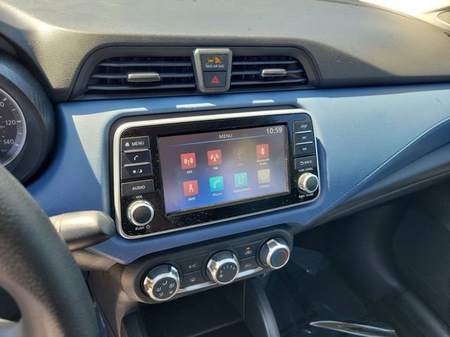 Used 2025 Nissan Versa SV image 16