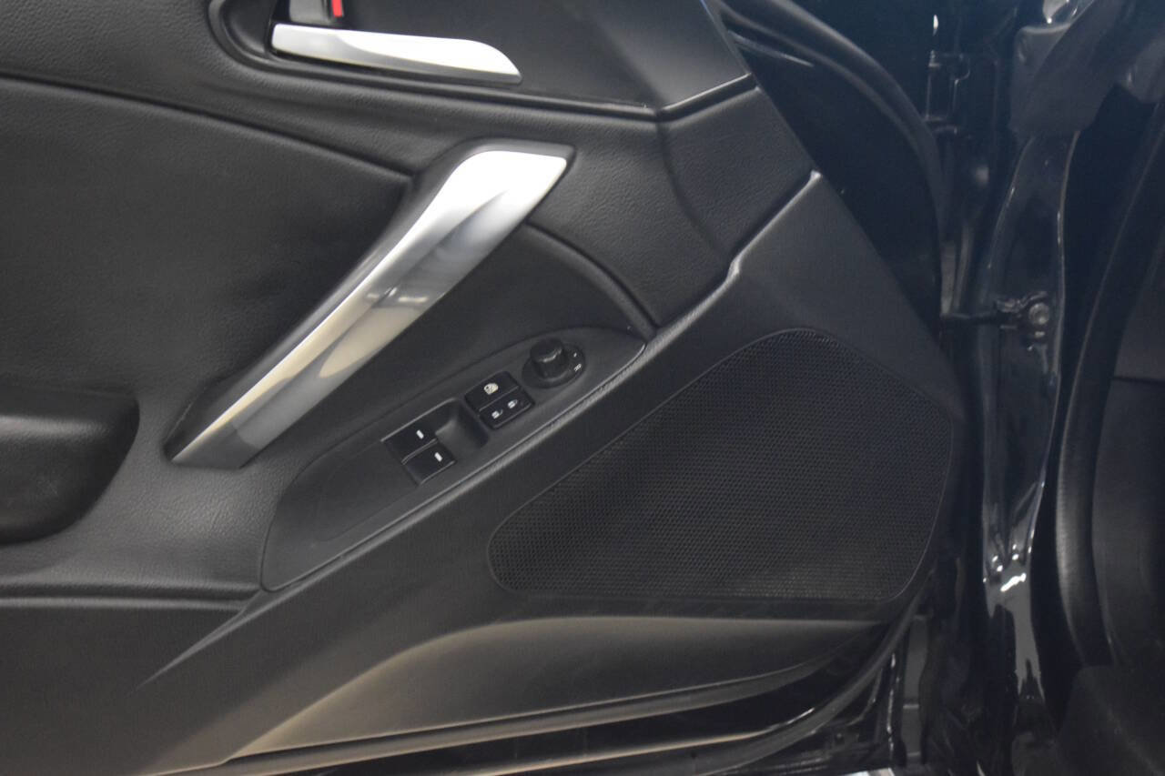 Used 2017 FIAT 124 Spider Lusso image 35