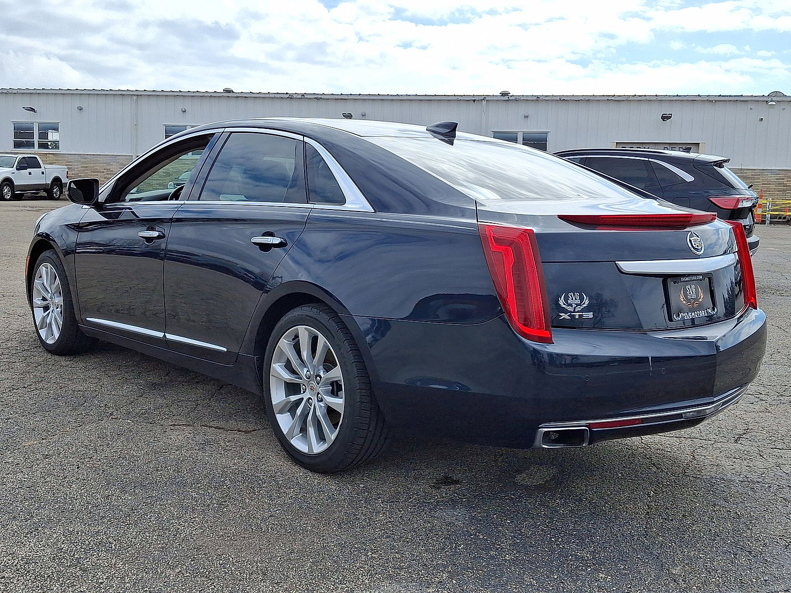Used 2015 Cadillac XTS Luxury w/ Driver Awareness Package FWD image 21