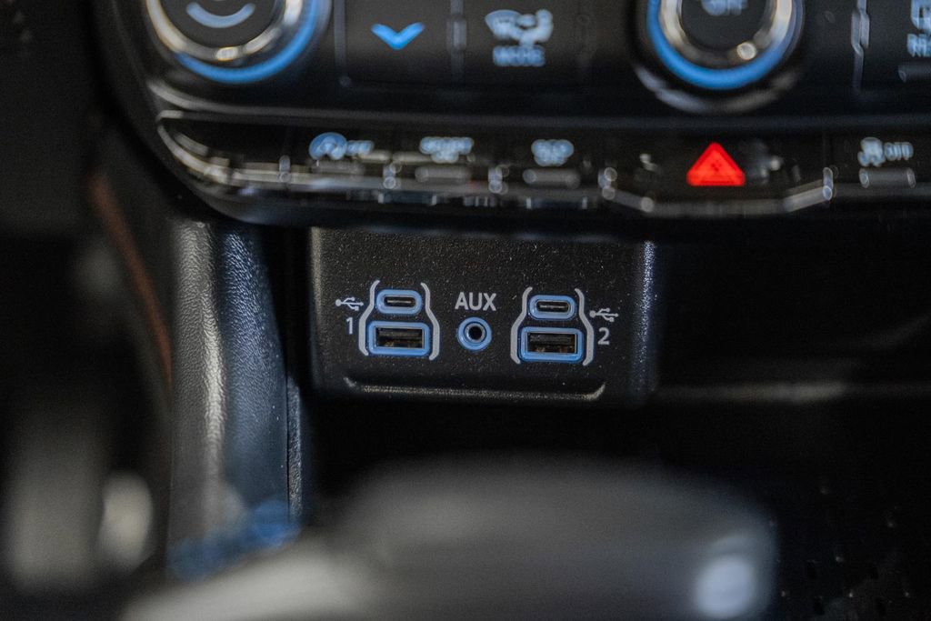 Used 2025 Dodge Durango GT image 30