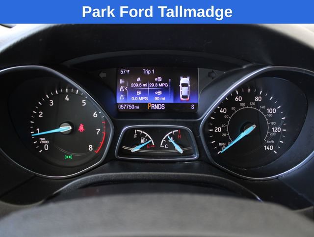 Used 2018 Ford Focus SE w/ SE Appearance Package image 15