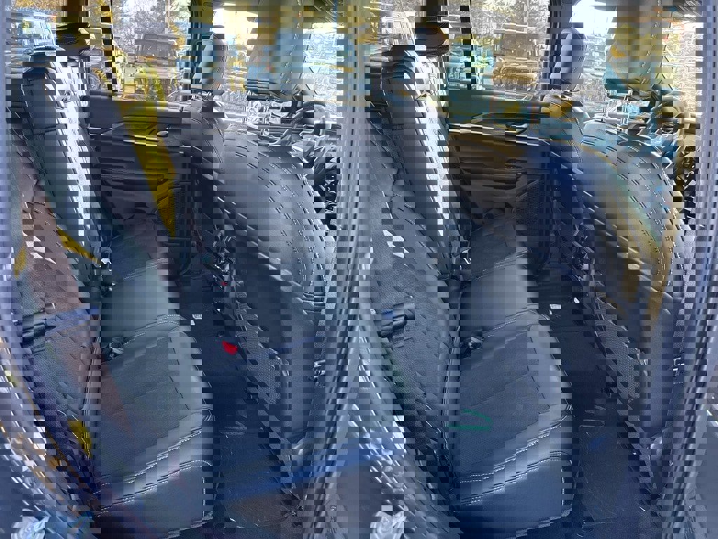 New 2026 Jeep Grand Cherokee Altitude image 11