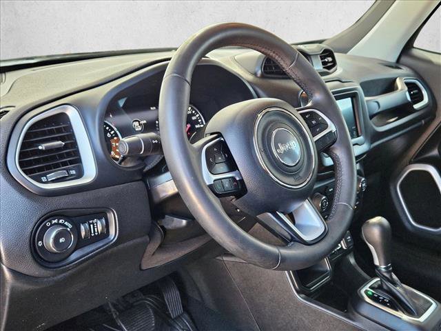 Used 2021 Jeep Renegade Latitude FWD image 10