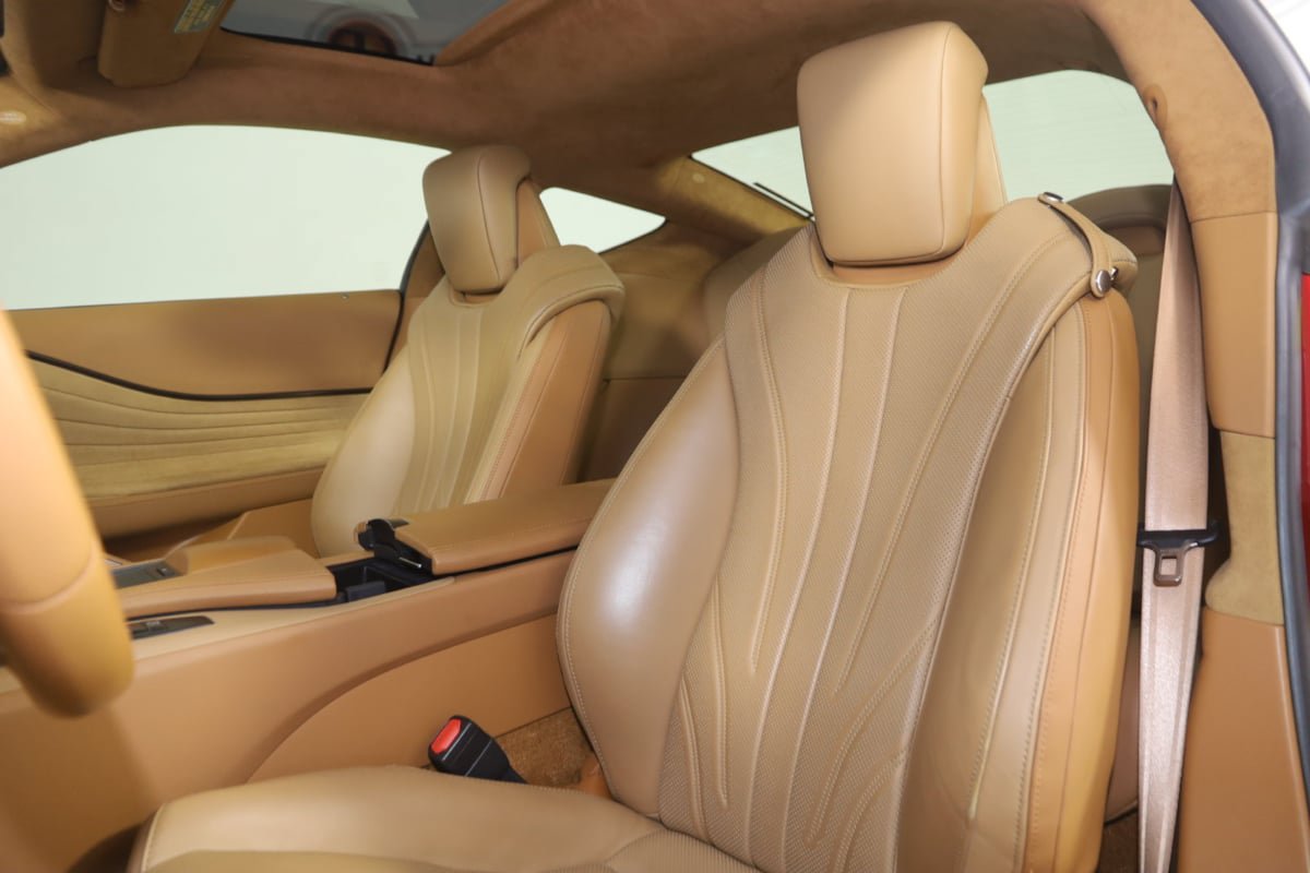 Used 2018 Lexus LC 500 Coupe w/ Touring Package RWD image 31