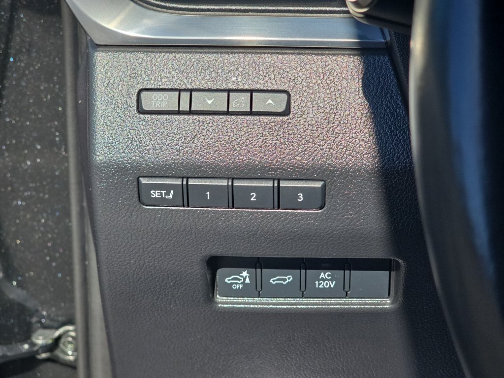 Certified 2024 Lexus GX 550 w/ Cold Area Package AWD/4WD image 27