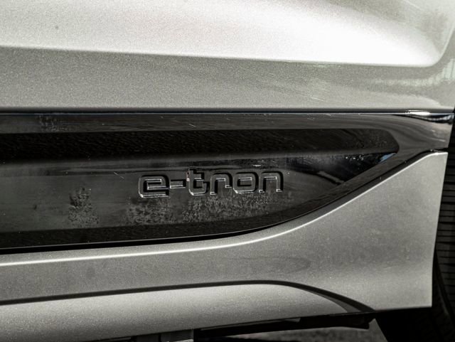 Certified 2025 Audi A6 e-tron Premium Plus w/ Premium Plus image 13