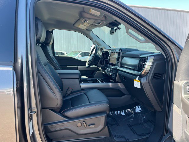 New 2026 Ford F250 Lariat w/ Black Appearance Package AWD/4WD image 15