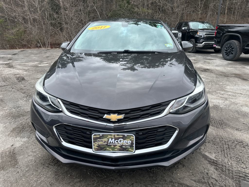 Used 2017 Chevrolet Cruze LT w/ Convenience Package image 8
