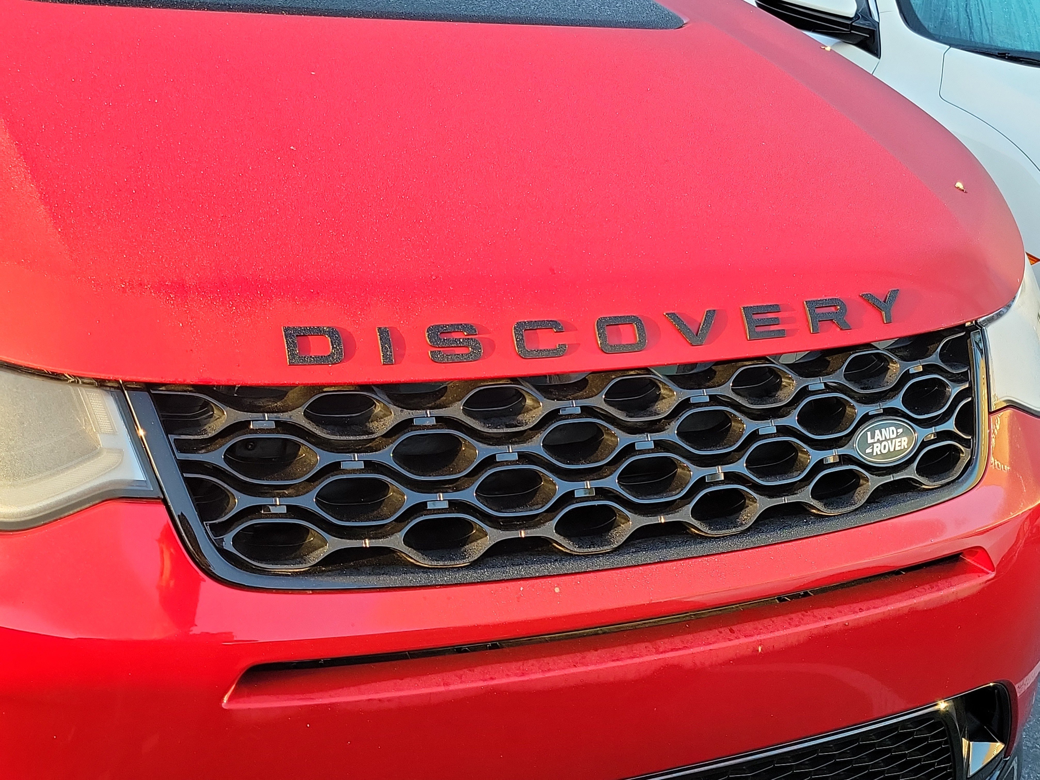 Used 2025 Land Rover Discovery Sport Dynamic SE image 2