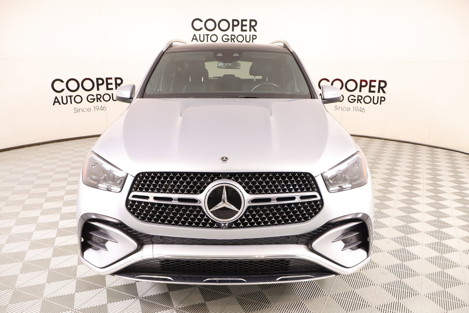 Used 2024 Mercedes-Benz GLE 450 4MATIC image 9