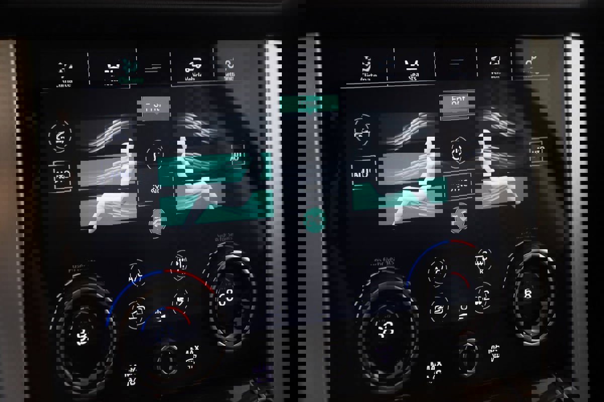 Used 2022 Land Rover Range Rover Westminster Edition image 32