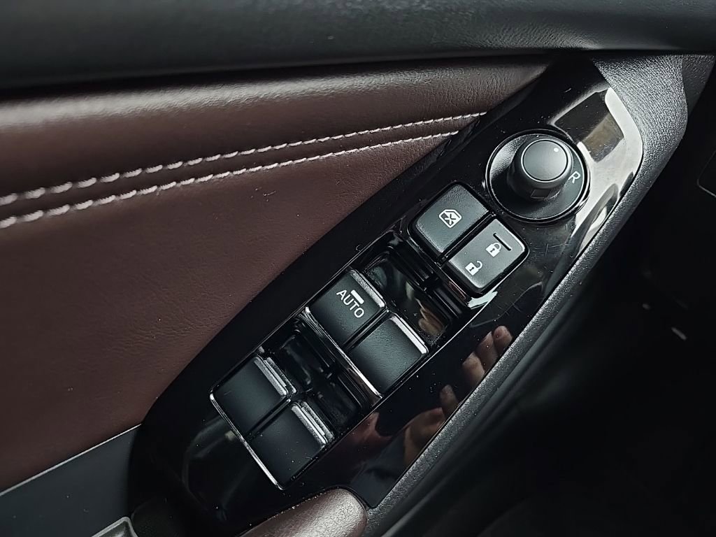 Used 2018 MAZDA MAZDA3 Touring image 22