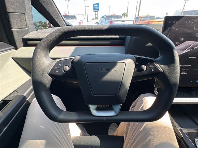 Used 2025 Tesla Cybertruck Cyberbeast AWD/4WD image 18