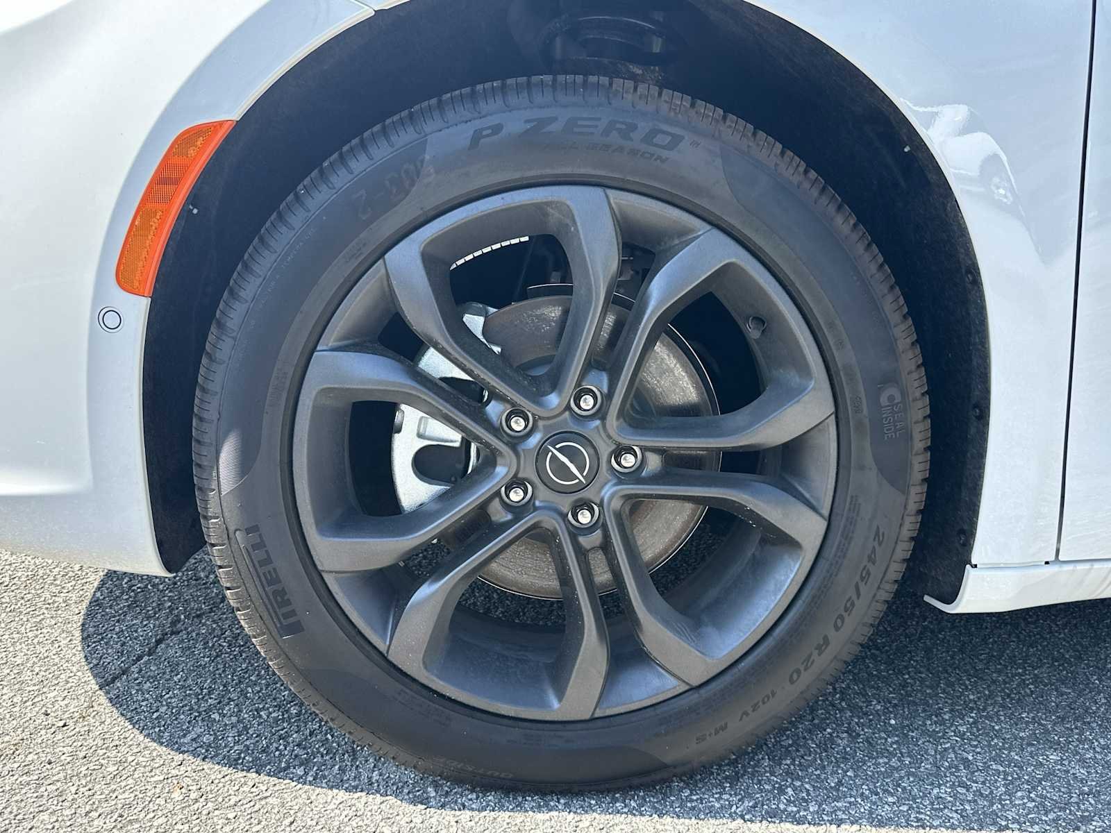 New 2026 Chrysler Pacifica Select FWD image 11