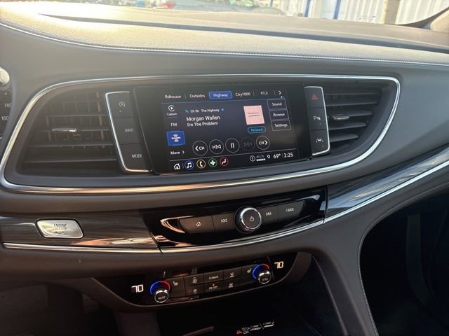Used 2023 Buick Enclave Essence w/ Experience Buick Package image 15