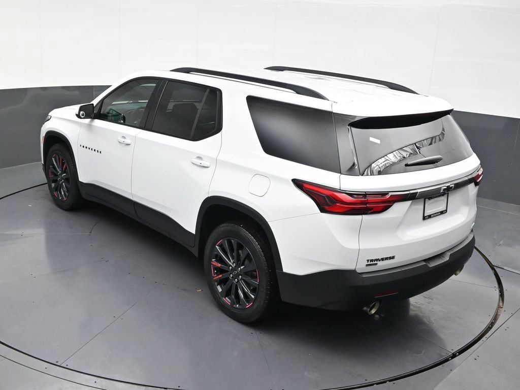 Used 2024 Chevrolet Traverse RS FWD image 22