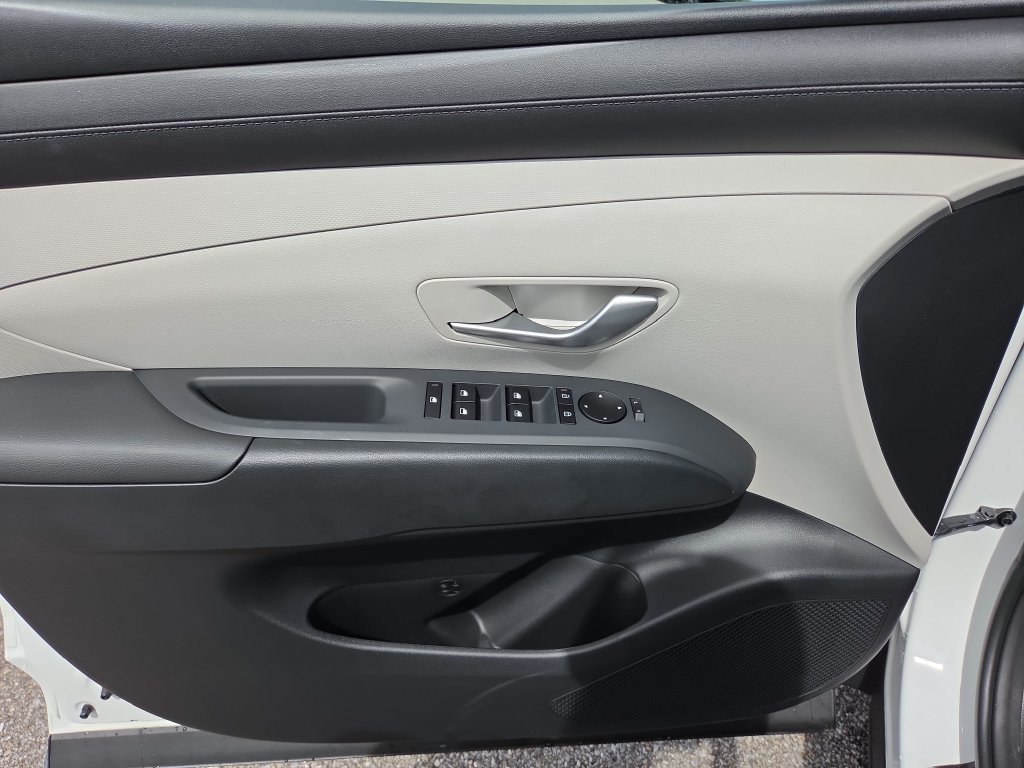 New 2026 Hyundai Tucson SEL Plus FWD image 17