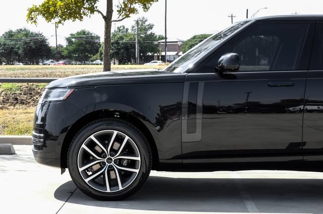 New 2026 Land Rover Range Rover SE AWD/4WD image 13