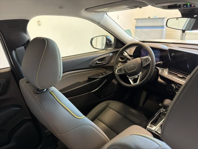 New 2026 Chevrolet Trax ACTIV w/ Driver Confidence Package FWD image 28