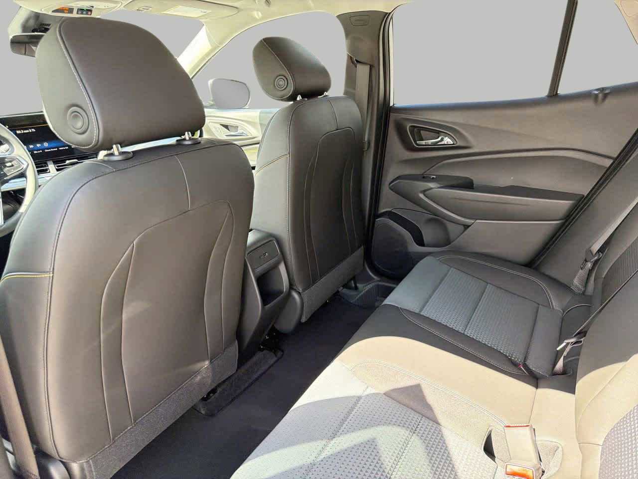 New 2026 Chevrolet Trax LT w/ Driver Confidence Package FWD image 14