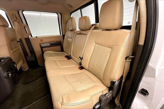 Used 2014 Ford F350 Lariat image 19