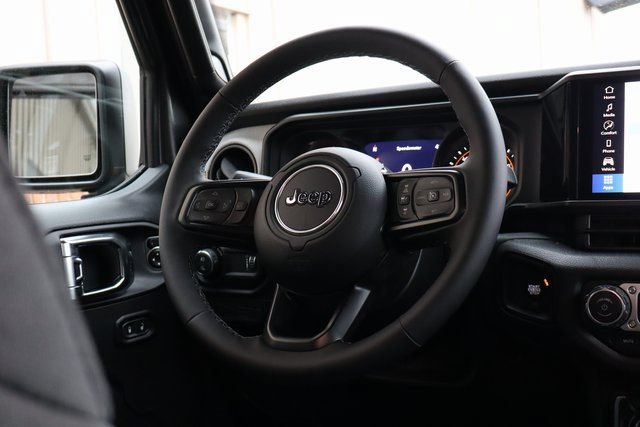 New 2025 Jeep Gladiator Sport AWD/4WD image 42