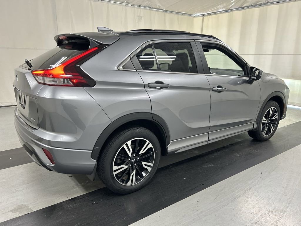 Used 2023 Mitsubishi Eclipse Cross SEL image 2