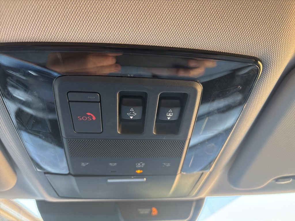 Used 2025 Mitsubishi Outlander SEL AWD/4WD image 20