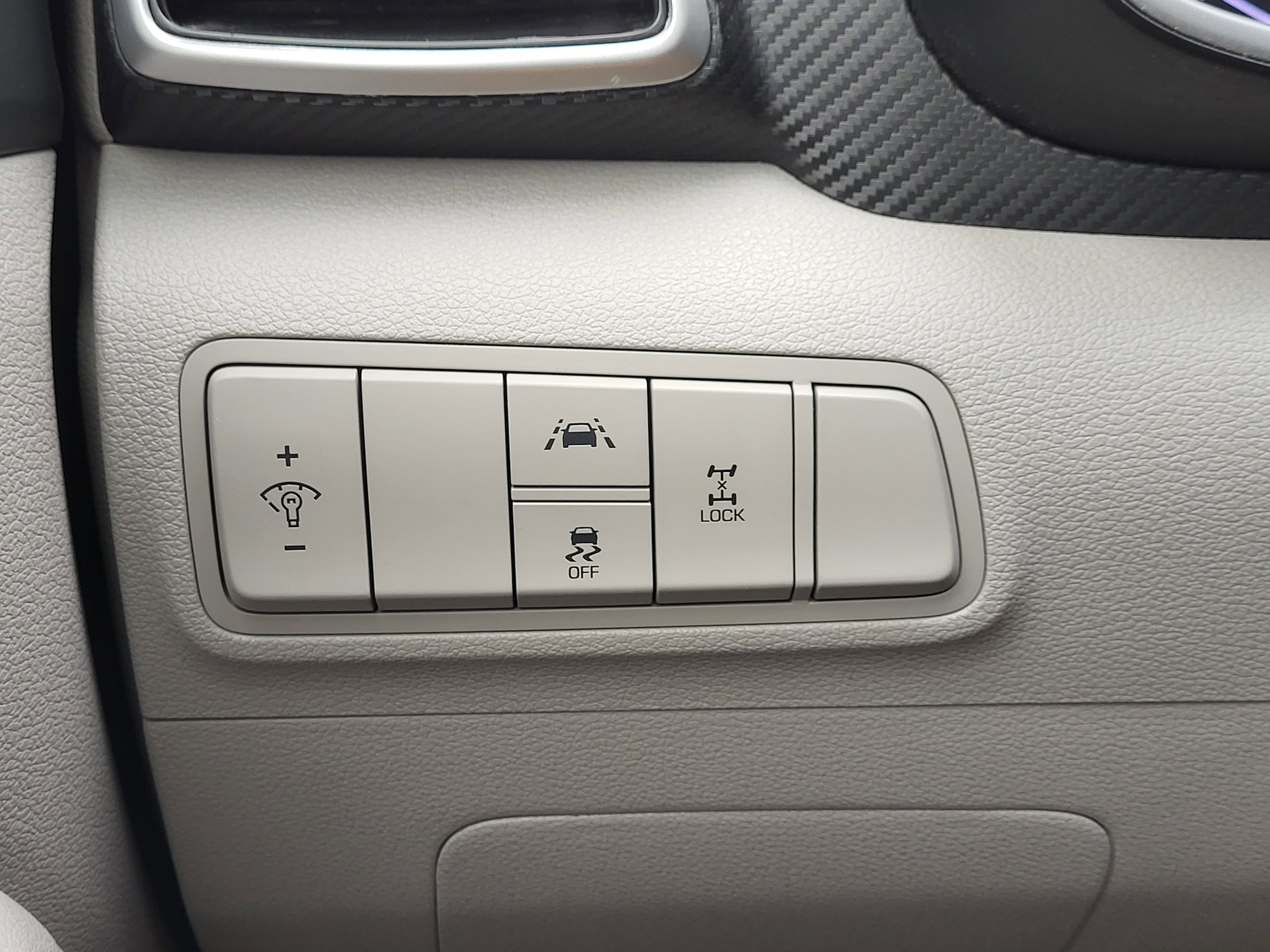 Used 2020 Hyundai Tucson SE image 20