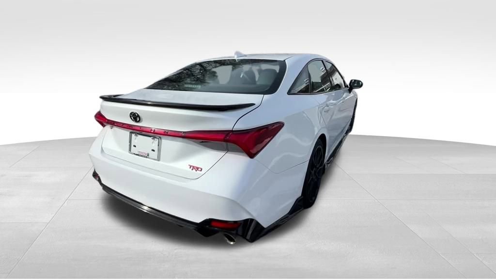 Used 2020 Toyota Avalon TRD image 5