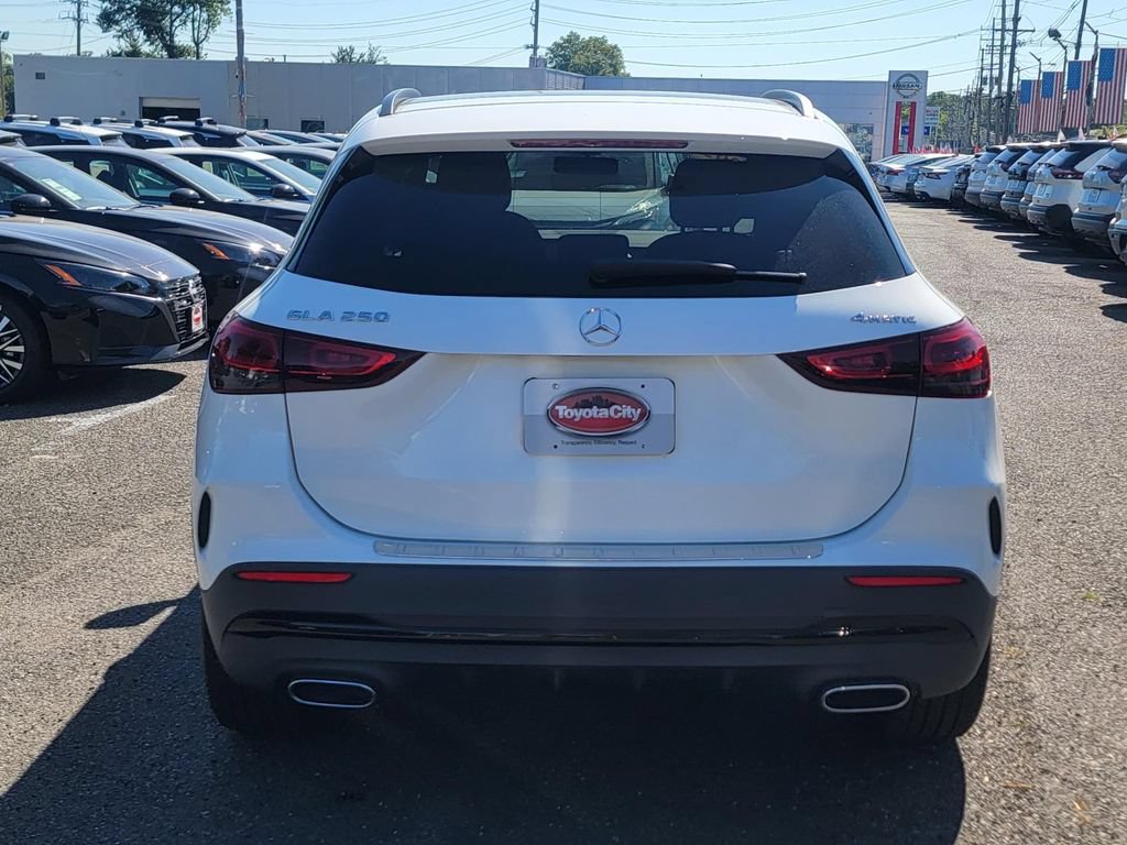 Used 2022 Mercedes-Benz GLA 250 4MATIC image 7
