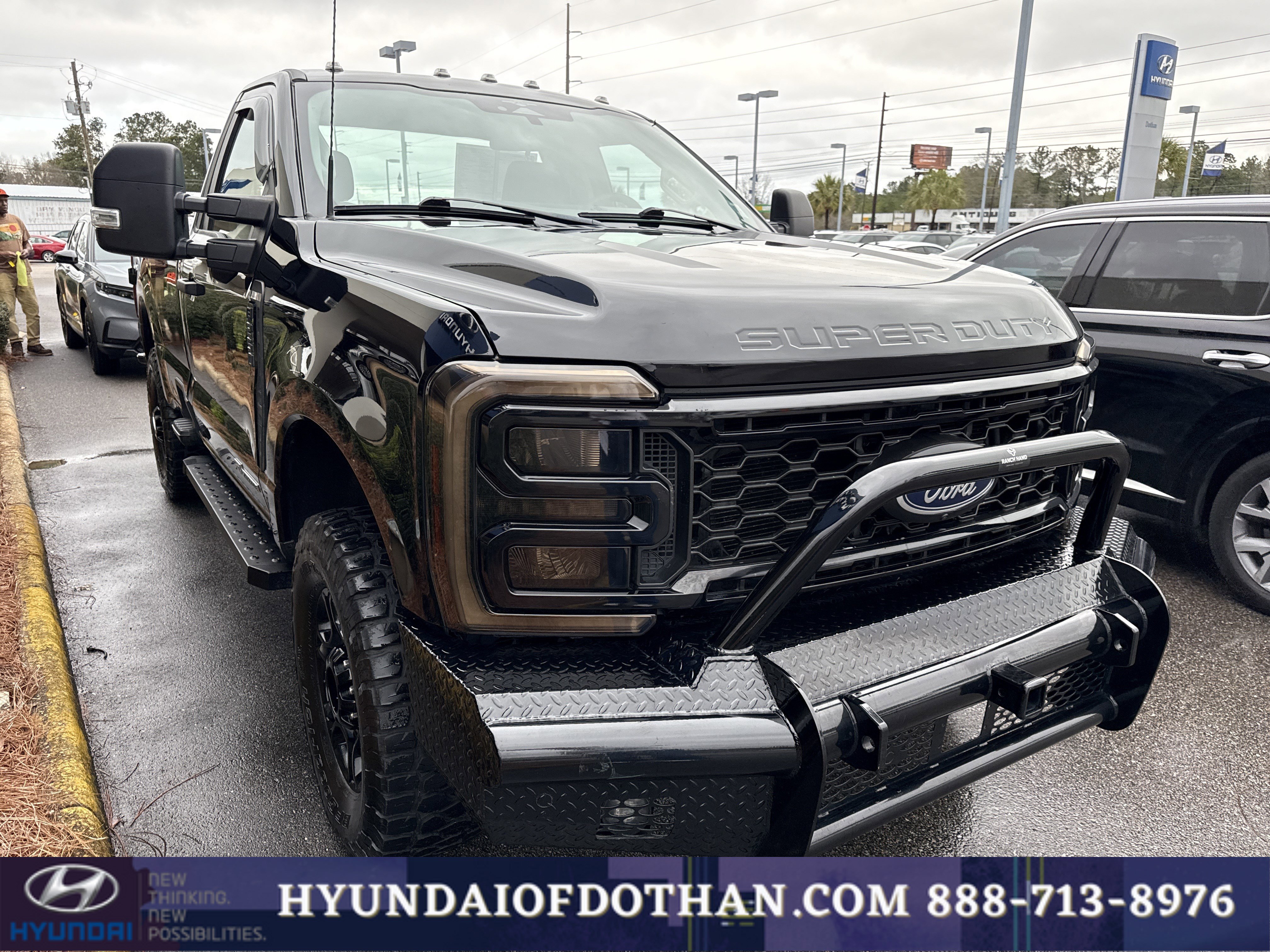 Used 2023 Ford F250 XL w/ STX Appearance Package image 5
