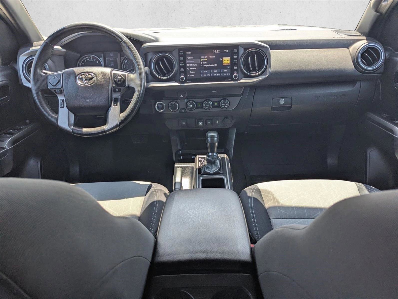 Used 2020 Toyota Tacoma TRD Off-Road AWD/4WD image 15