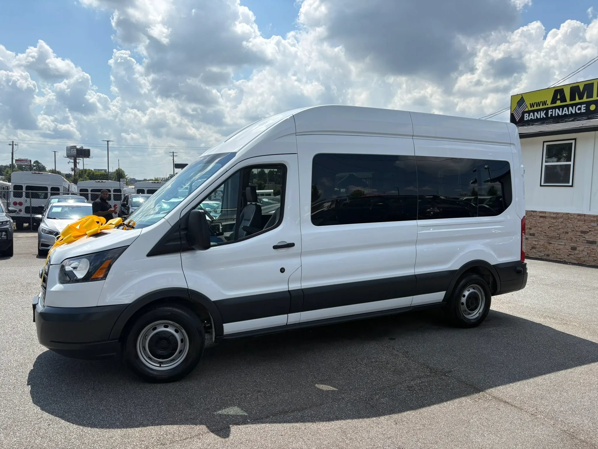Used 2018 Ford Transit 350 XL RWD image 19