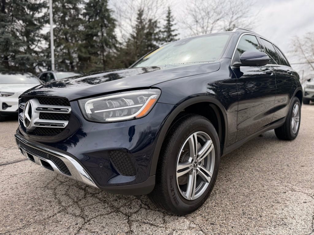 Certified 2022 Mercedes-Benz GLC 300 4MATIC image 3