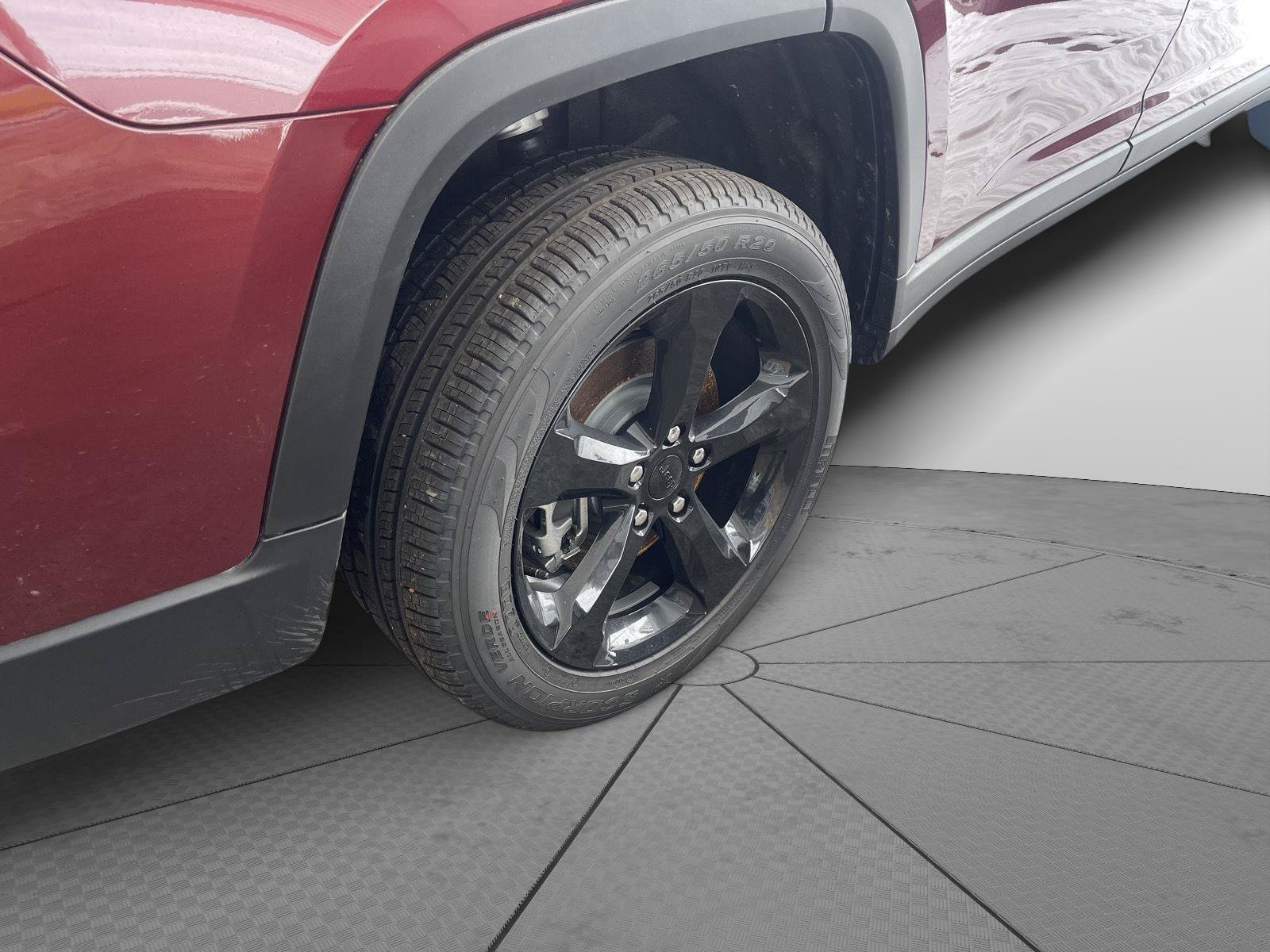 New 2025 Jeep Grand Cherokee L Limited AWD/4WD image 3
