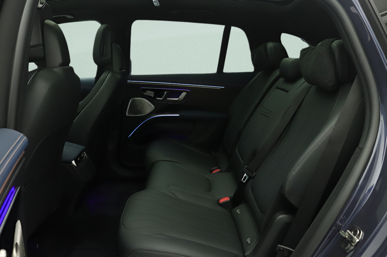 Certified 2023 Mercedes-Benz EQS 580 4MATIC SUV image 31