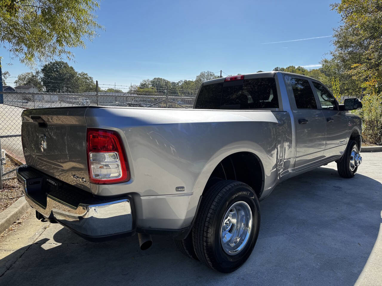 Used 2022 RAM 3500 Tradesman image 8