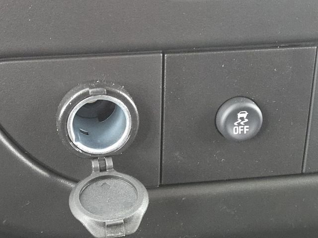 New 2026 Chevrolet Express 3500 Extended w/ Driver Convenience Package image 4