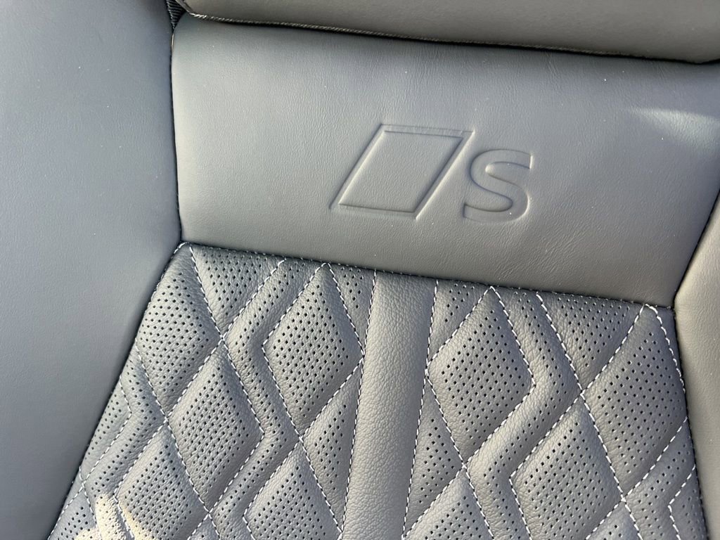 Used 2025 Audi SQ5 Prestige image 15
