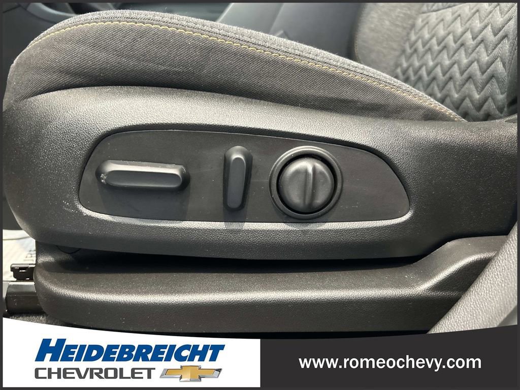 Used 2024 Chevrolet Equinox LT w/ LPO, Floor Liner Package image 16