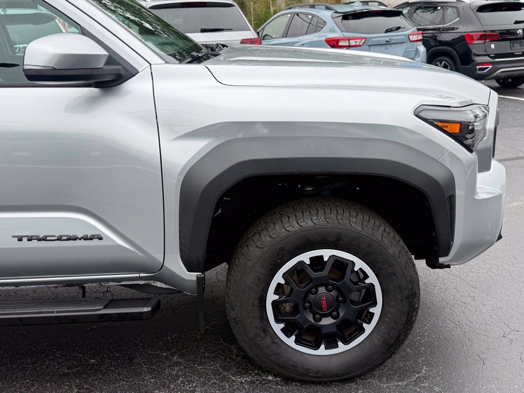 Used 2024 Toyota Tacoma TRD Off-Road w/ TRD Off Road Upgrade Package AWD/4WD image 11