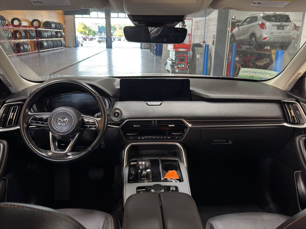 Used 2025 MAZDA CX-90 3.3 Turbo w/ Premium Sport Pkg image 14
