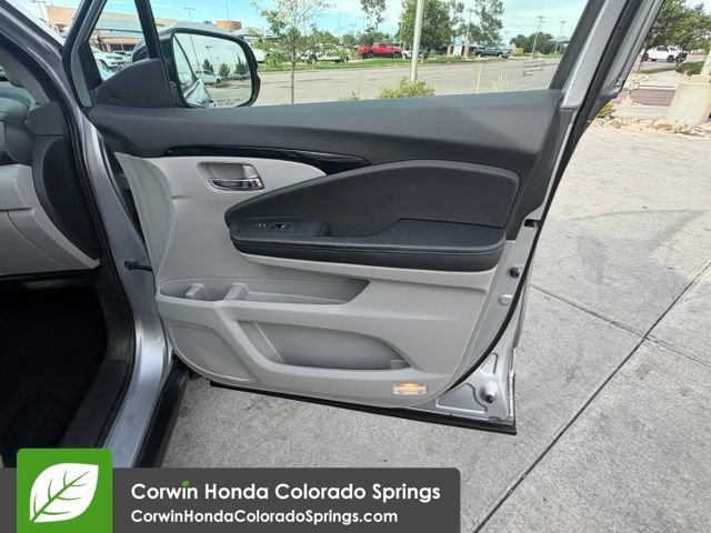 Used 2016 Honda Pilot Elite image 31