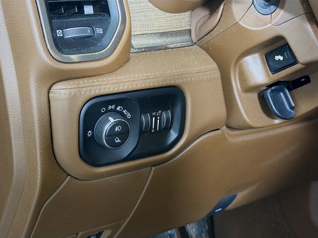 Used 2021 RAM 2500 Limited AWD/4WD image 12