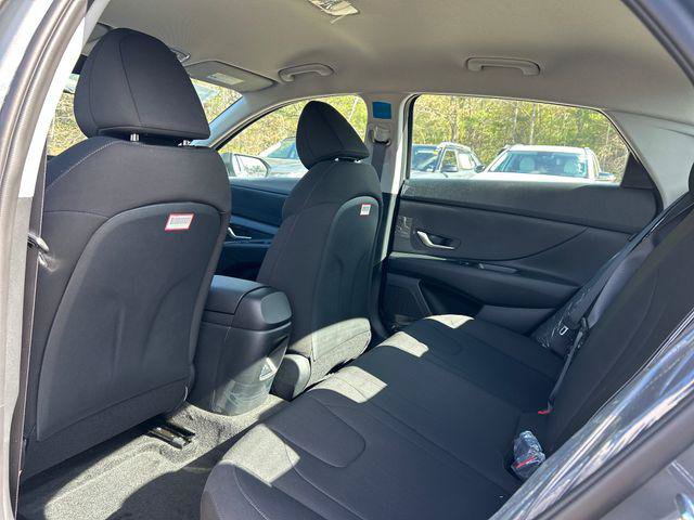 New 2026 Hyundai Elantra Hybrid FWD image 20